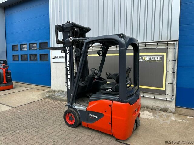 VS-22814 Electric triplex forklift Linde E12 COMPACT LINDE E12