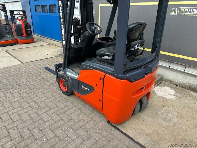 VS-22814 Electric triplex forklift Linde E12 COMPACT LINDE E12