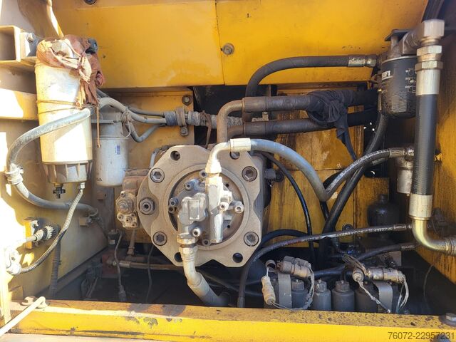 Crawler excavator Volvo EC290B