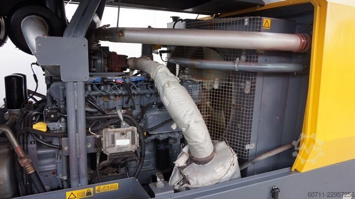 Screw compressor Atlas Copco XAHS237