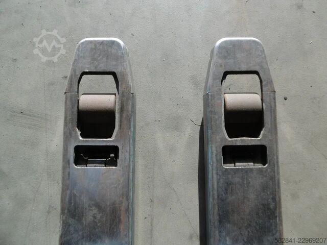 Electric pedestrian stacker JUNGHEINRICH EJC 212z G115-250ZT