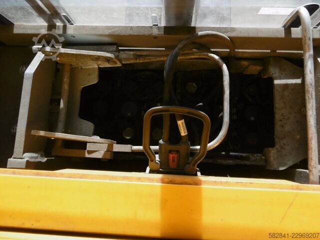 Electric pedestrian stacker JUNGHEINRICH EJC 212z G115-250ZT