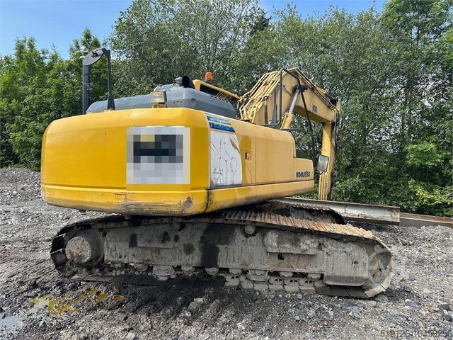 Crawler excavator Komatsu PC210LC-8 sold as repair item (defective hydraulic