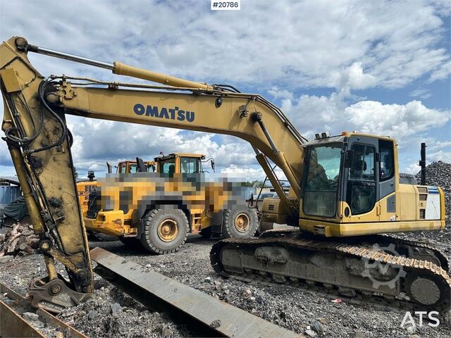 Crawler excavator Komatsu PC210LC-8 sold as repair item (defective hydraulic