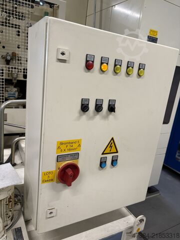 Universal machining center MATSUURA MAN 72-25 V
