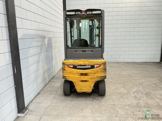 Forklift Jungheinrich EFG 320