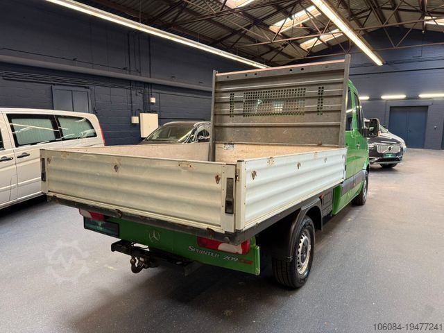 Pick-up van MERCEDES-BENZ Sprinter 209 DoKa Pritsche AHK 108TKM TÜV NEU!