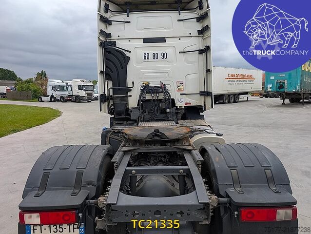 Standard-SZM Renault T 440