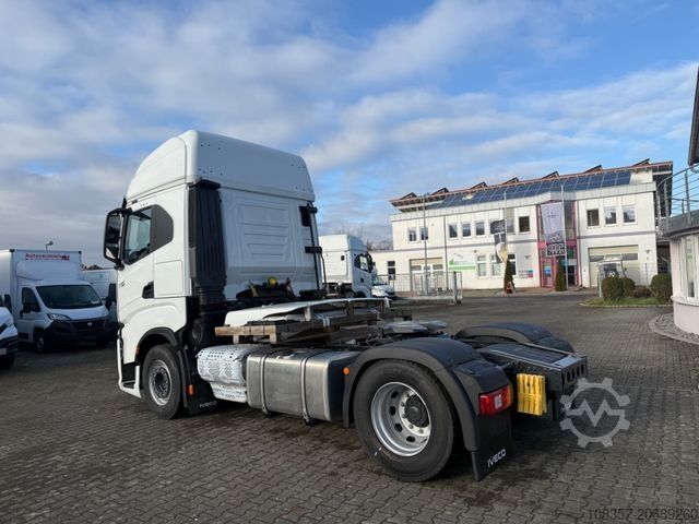 Standard SZM IVECO STRALIS S-WAY AS440S50T/P Intarder
