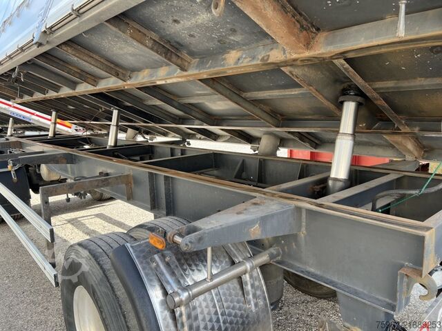 Tipper truck Mercedes-Benz Actros 2545