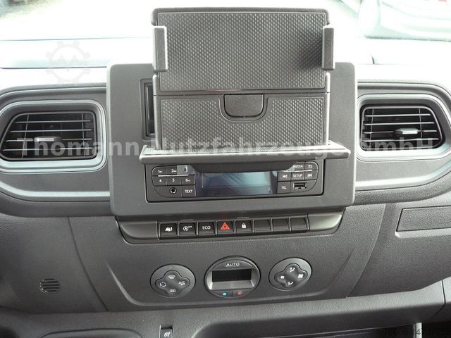 Box van RENAULT Master RED Koffer Türen Premium Aktivsitz