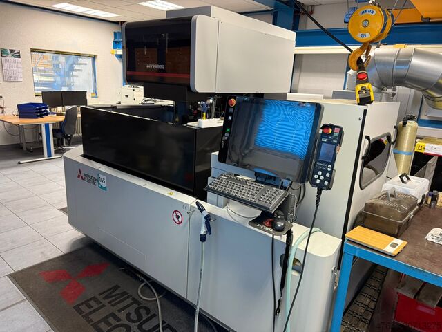 Drahterodiermaschine MITSUBISHI MV 2400 R