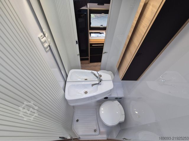 Semi-integrated camper CHAUSSON 627 Titanium Line *MJ26*Arctic*Hubbett*Navi*ACC