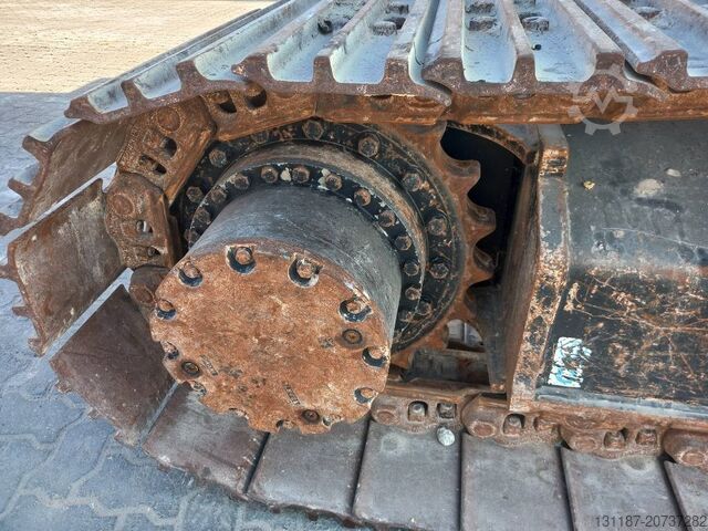 Raupenbagger Hitachi ZX220LC (Abu Dhabi)