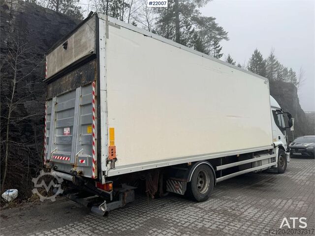 Koffer Iveco Stralis 360 4x2 box truck with full side opening.
