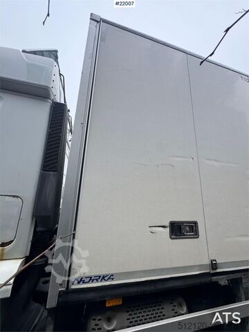 Koffer Iveco Stralis 360 4x2 box truck with full side opening.