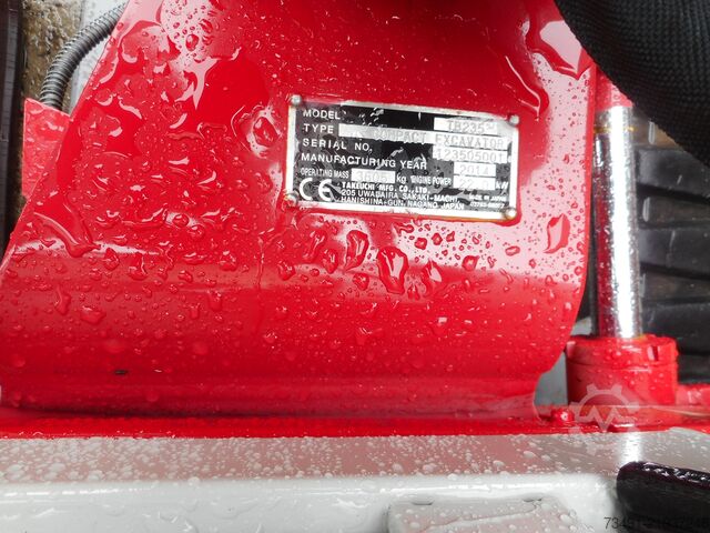 Mini excavator Takeuchi TB 235 mit POWERTILT