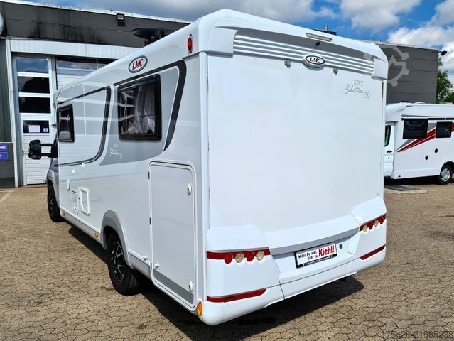 Semi-integrated camper LMC Cruiser 663 G Grey Selection 150 *Solar + WR*