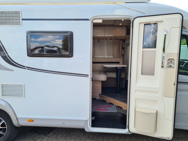 Semi-integrated camper LMC Cruiser 663 G Grey Selection 150 *Solar + WR*