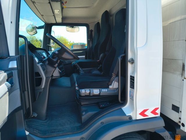 Pick-up van MAN TGL 8.250 Pritsche 6,10m, BL, 2x AHK, 6 Zyl.