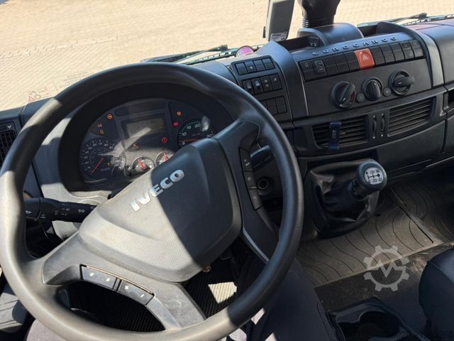 Three-sided tipper truck IVECO 140E250 Kipper mit HIAB Kran inklusive Anhänger