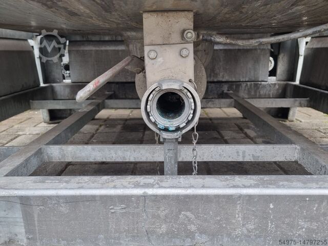 Stainless steel containers / transport containers  10725