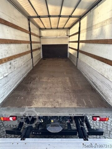 Flatbed truck with tarp iveco 120-250 Eurocargo rechts Schiebeplane LBW