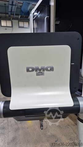 Vertical machining center DMG DMF 260