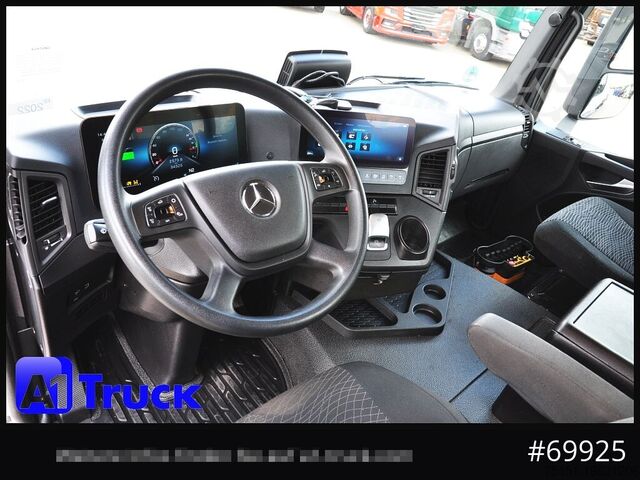 Autokran MERCEDES-BENZ Arocs 1840, Kipper + Kran,Funk Navi, KRAN faltbar