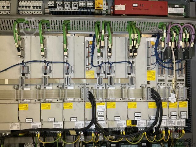 Bearbeitungszentrum AXA VHC-3-5000-XTS-50