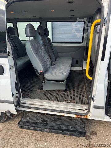 Ford **TRANSIT-9SEATS** Ford **TRANSIT-9SEATS**