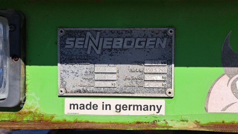 Umschlagbagger Sennebogen 850R with hydraulic rotating grapple