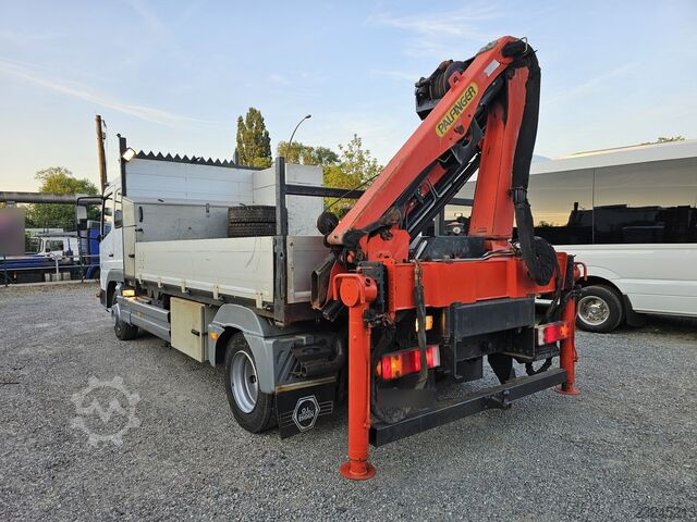 Pick-up van Mercedes-Benz 817/42AT7 Palfinger PK 5000 B Werkstatt