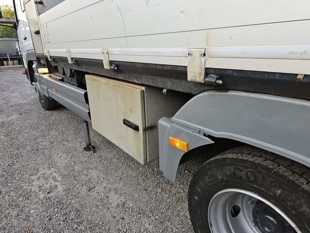 Pick-up van Mercedes-Benz 817/42AT7 Palfinger PK 5000 B Werkstatt