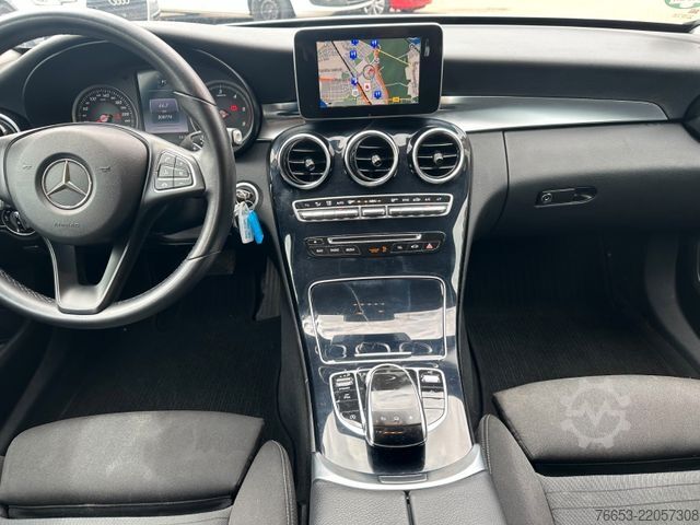 Minibus MERCEDES-BENZ C 200 d T Autom. * LED High. * Navi * Kamera