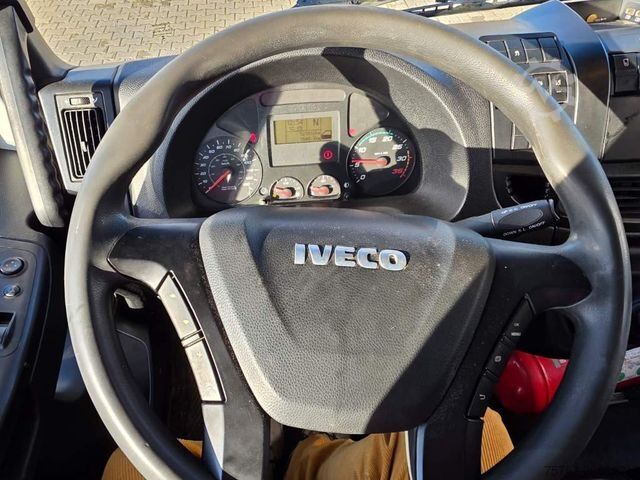 Curtain sider van IVECO 80-220 Eurocargo, Gardine, Ladebordwand, 1.Hand