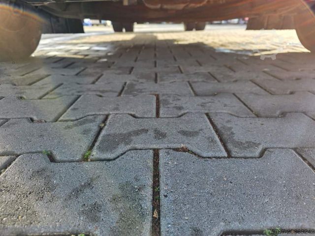 Curtain sider van IVECO 80-220 Eurocargo, Gardine, Ladebordwand, 1.Hand