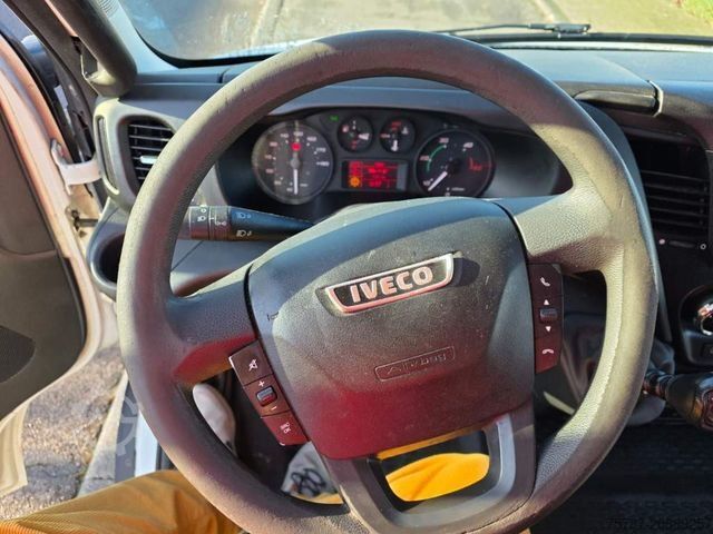 Box van IVECO 35S15/ 35-150 Koffer, Klima, manuelle Schaltung