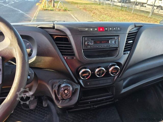 Box van IVECO 35S15/ 35-150 Koffer, Klima, manuelle Schaltung