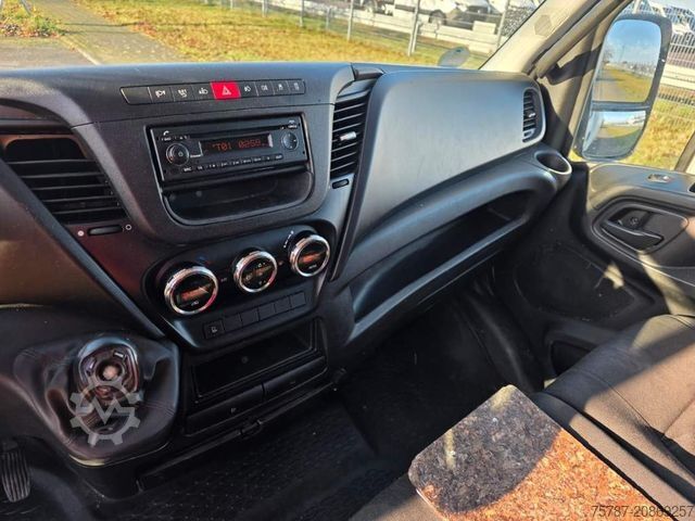 Box van IVECO 35S15/ 35-150 Koffer, Klima, manuelle Schaltung