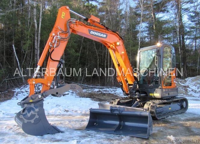 Crawler excavator DOOSAN DX62R-3