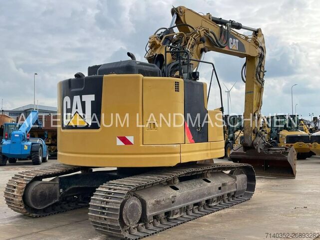 Crawler excavator Caterpillar 325F LCR
