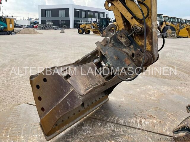 Crawler excavator Caterpillar 325F LCR