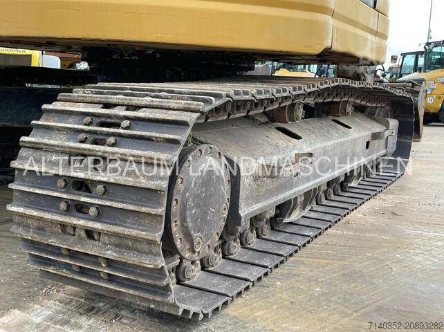Crawler excavator Caterpillar 325F LCR