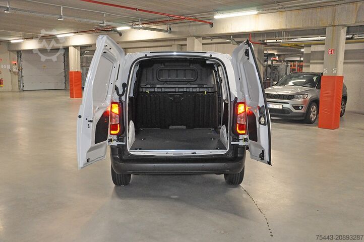 Panel van Fiat Doblò F5332 L1 3,5T – 1.5 BLuehdIi Multijet 100...