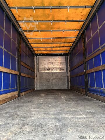 Wechselbrücke mit Pritsche & Plane Kögel BDF Wechselpritsche Gardine 7,45