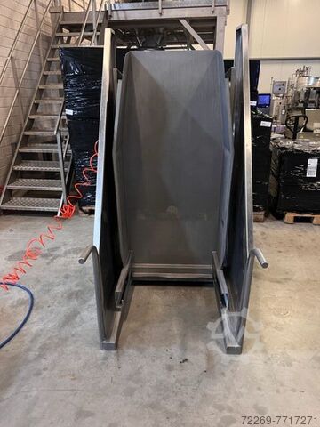 Pneumatic mobile 200 liter meat bin lift