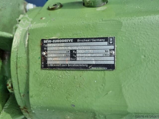 Electrically heated agitator tank  