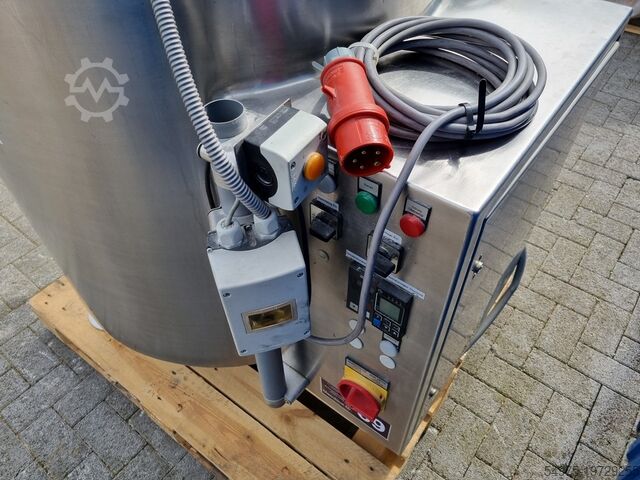 Electrically heated agitator tank  