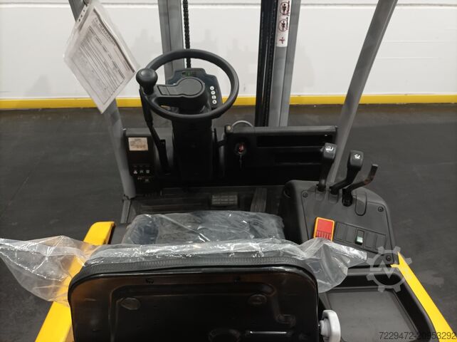 Hochhubwagen Jungheinrich EFG213n